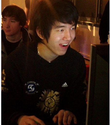 韩国美兽王lyn的多次成名之战