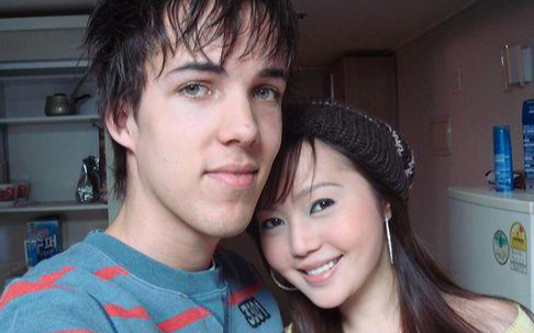 兽王不朽:Grubby 与魔兽争霸 III 的黄金时代史诗(图2) 微信图片_20260128091028_2_1.png