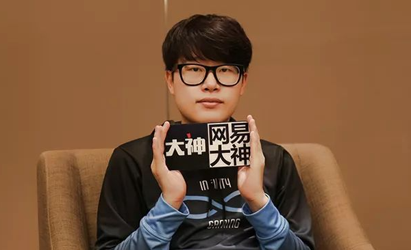 <strong>星际争霸：那些镌刻在星际史册的高端大神</strong>